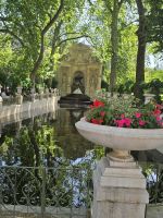 2026_05-PARIS:  Im Jardin du Luxembourg-Fontaine Medicis