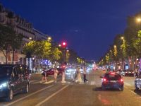 2026_05-PARIS: Champs Élysée um 22:00 Uhr