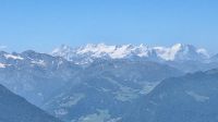 Eiger, Mönch und Jungfrau sind deutlich zu erkennen