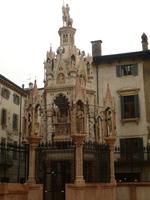 vor den Scaligergräber