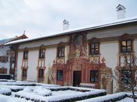 Fresko an der Gartenfassade vom Pilatushaus