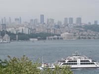 Blick vom Topkai-Palast auf die Skyline von Istanbul