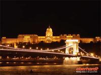 Kettenbrücke und Schloß in Budapest