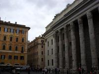 Tag 3 - Bummel durch die römische Altstadt: antike Tempelanlage