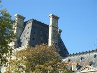 Dach des Louvre vom Boot aus gesehen