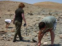 auf der Suche nach Edelsteinen und Diamanten