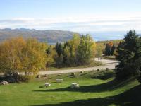 Rast vor Baie-Saint-Paul mit Blick auf den St.-Lorenz-Strom
