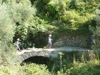 Die Brückenüberquerung