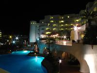 Hotel San Antonio in Buggiba bei Nacht