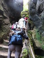 Aufstieg durch die Schwedenlöcher