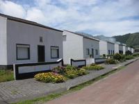 neue Wohnhäuser in Sete Cidades