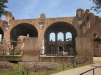 Forum_Maxentiusbasilika