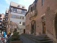 ehemalige Polizeiwache in der Altstadt von Colmar, links daneben 