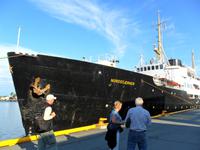 110 Hurtigruten am Kai