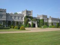 West Dean Garden - Landsitz mit Kunstgewerbeschule