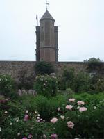 Sissinghurst - weisser Garten und Turmhaus
