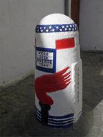 Befreiungssäule im Schlosshof