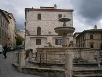 Löwenbrunnen in Assisi