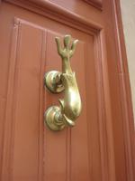 Typisch maltesische Türgriffe