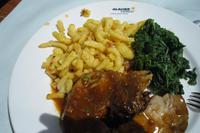 Mittagessen im Glacier-Express