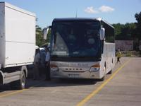 Warten im Fährhafen