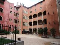 Maison des Advocats. Neuer Zustand