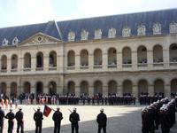 Tag 10 - 3 Innenhof des Invalidendoms (2)