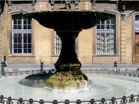 Aix-en-Provence - Place d'Albertas