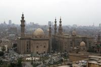 Blick auf Kairo Sultan Hassan Moschee