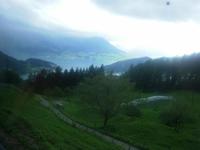 Ausblicke aus der Rigi-Bahn auf dem Weg nach Vitznau