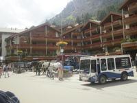 Bahnhofsvorplatz in Zermatt