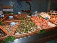 in der Markthalle in Avignon