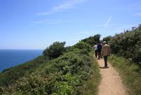 Spaziergang an der Saints Bay auf Guernsey