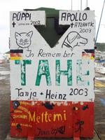 Kaimauer in Horta