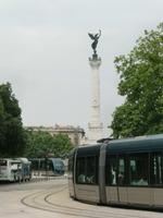 Moderne Straßenbahn in Bordeaux