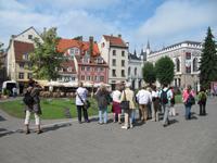 Am Livenplatz und den Gildehäusern von Riga