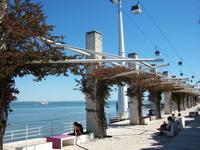 Uferpromenade auf dem Expogelände