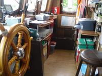 unsere Mädels mit warmer Decke an Bord