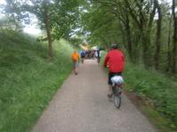 Eberhardt Gaeste bei der Radtourauf dem Heerweg