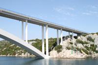 Den Fluss hinauf zum Krka Nationalpark