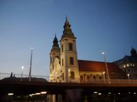 zur Lichterfahrt in Budapest