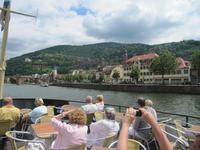 Sicht vom Schiff auf Heidelberg und das Schloss