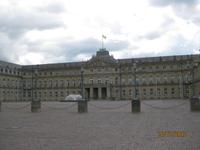 Auf dem Schlossplatz von Stuttgart