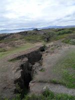 Spuren der Erdbewegung wohin man schaut