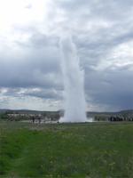 Strokkur bietet uns oft die Chance auf ein Foto