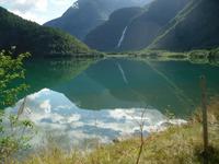 Spiegelung im Fjord