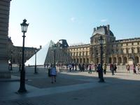 Paris: Louvre