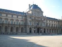 Paris: Louvre