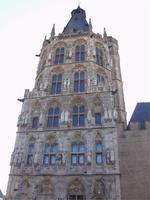 Der Turm des Kölner Rathauses