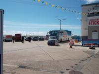 Bus am Hafen von Burtonport